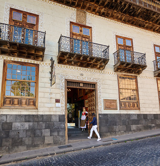 Casa de los Balcones